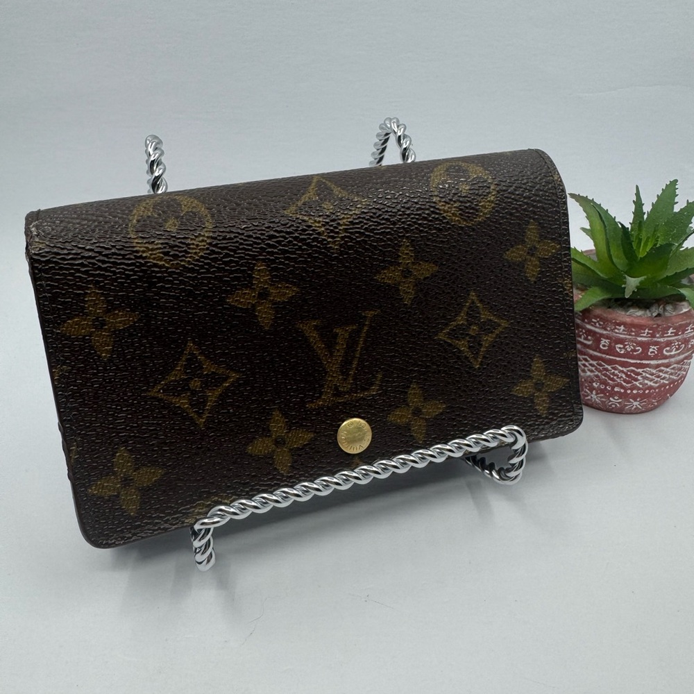 Louis Vuitton Monogram Tressor Bifold Zip Wallet